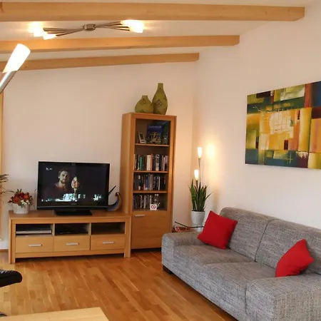 Apartment Deluxe Bergsicht - Kirchberg Center