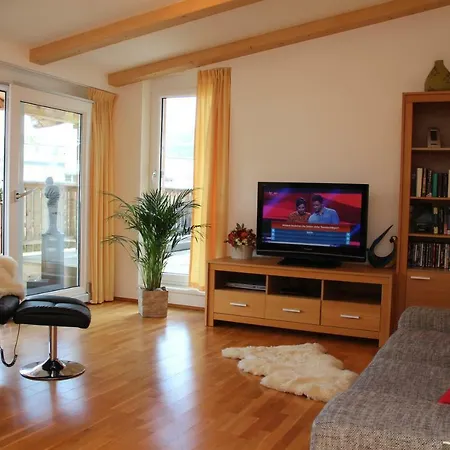 Deluxe Bergsicht - Kirchberg Center * Кирхберг